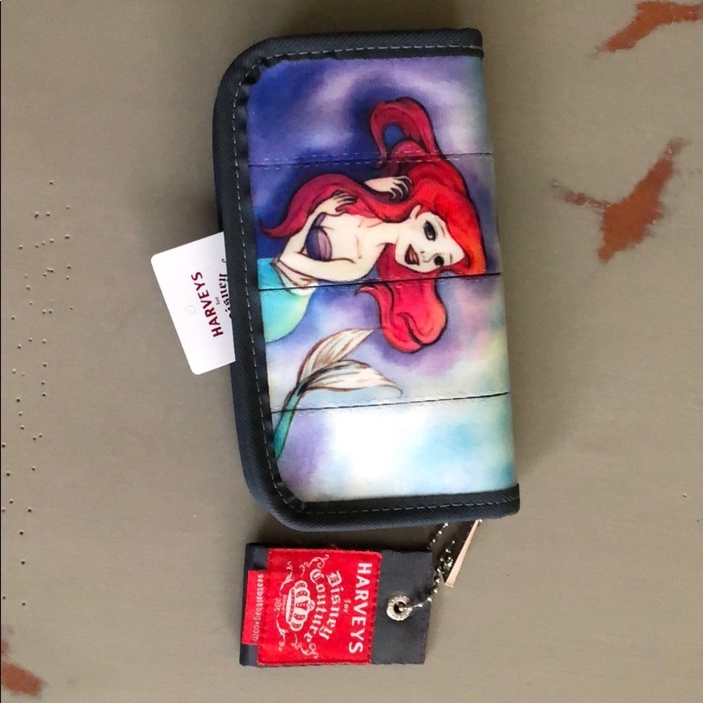 NWT Harveys Little Mermaid/Urcela wallet. 🧜‍♀️